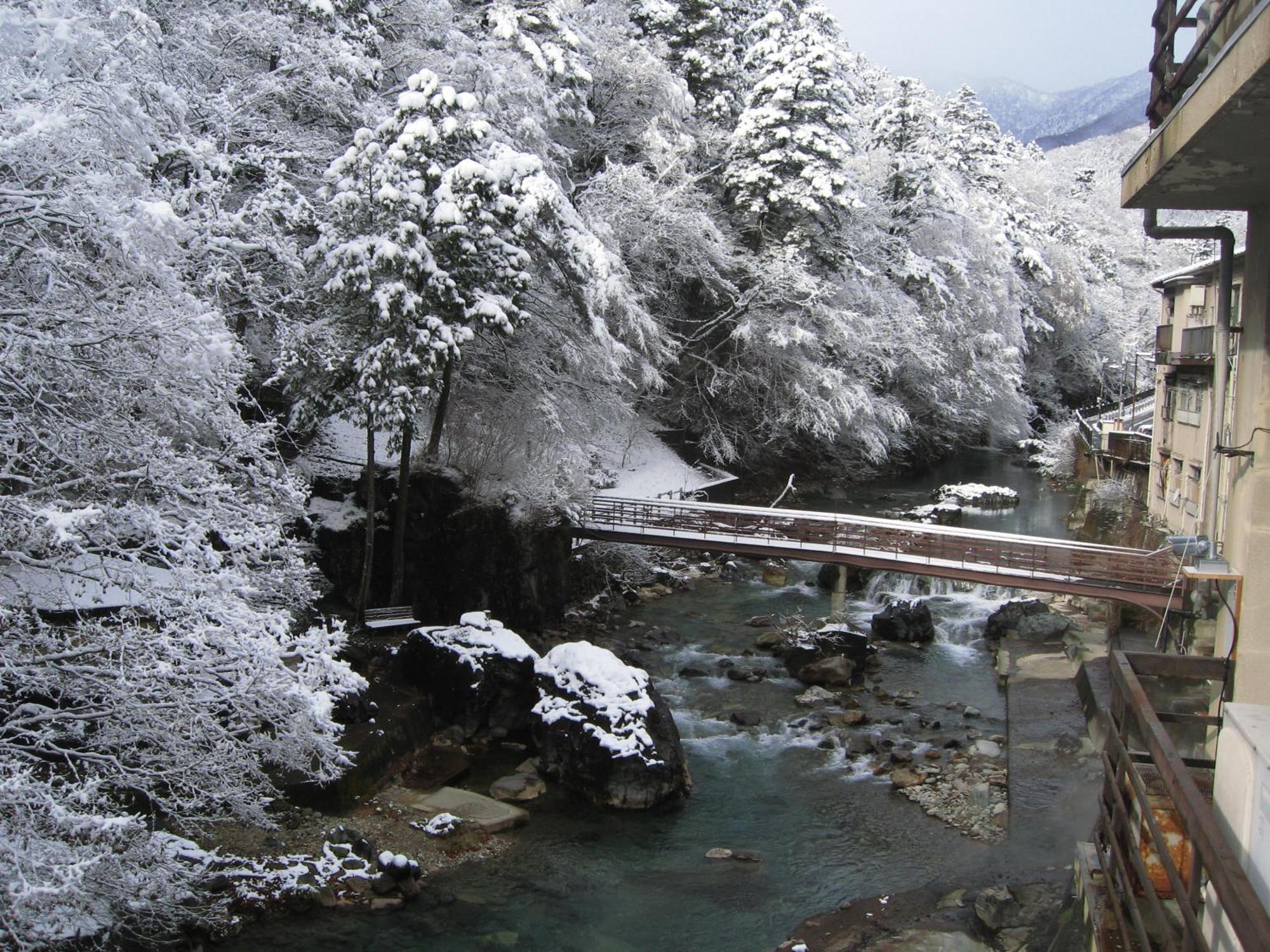 Shima-Onsen Toshimaya Nakanojo Exterior photo